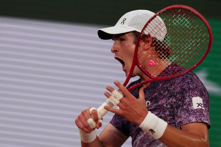 Cuartos de final de Roland Garros 2026 en cancha de tenis