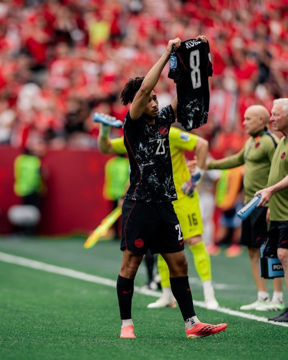 Jugadores de Canadá celebran un gol durante el partido contra Qatar en el Mundial 2026