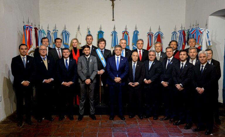 Gráfico de barras que muestra el déficit fiscal de las provincias argentinas en 2025