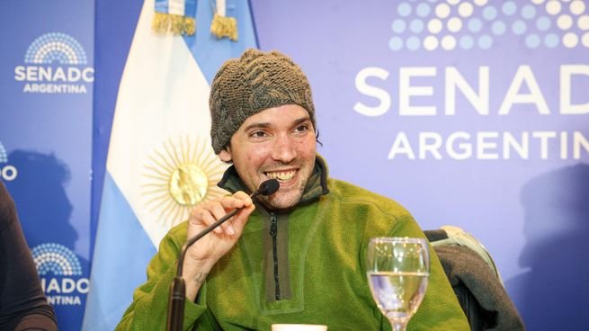 Pablo Grillo recibe Diploma de Honor del Senado