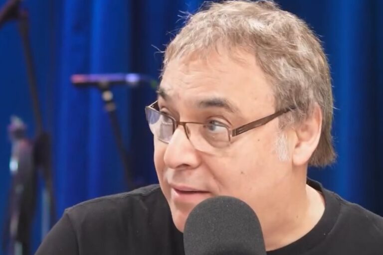 Gabriel Rolón, psicoanalista y escritor argentino, durante una entrevista