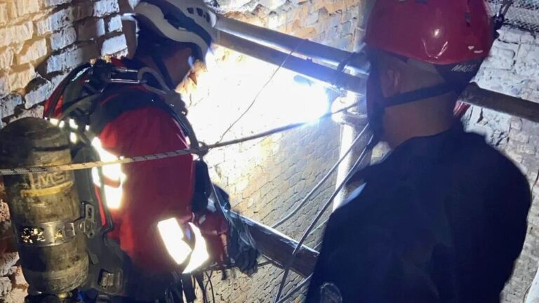 Vista del operativo de rescate en la zona rural de Guaymallén, Mendoza
