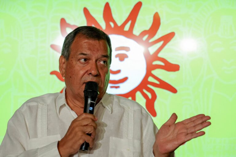 Jorge Nieto durante entrevista