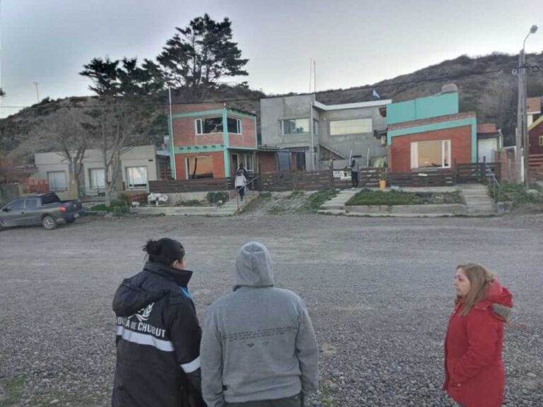 Playa Los Cangrejales Sur en Magagna, Chubut, lugar del ataque
