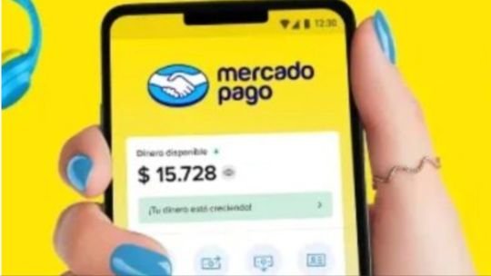 Logo de Mercado Libre y de ALEA en un contexto de apuestas deportivas online