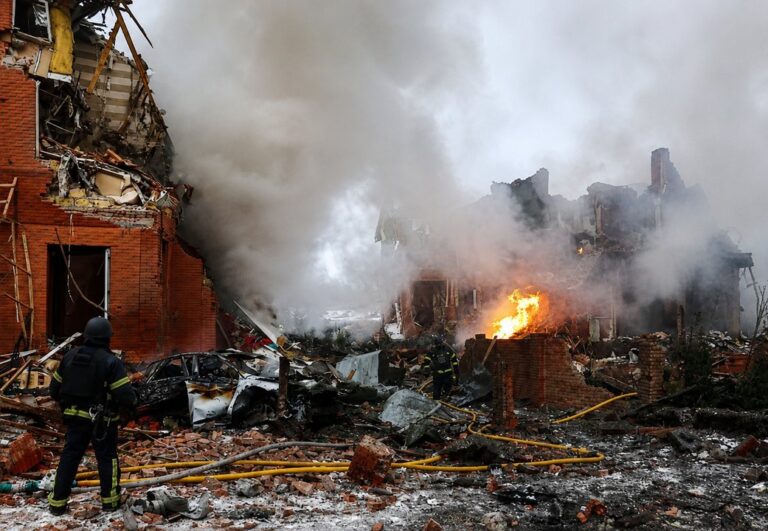 Columnas de humo sobre Kiev tras ataque con misiles rusos