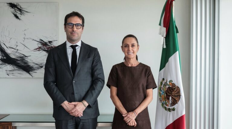 Claudia Sheinbaum y Carlos Cuerpo en Palacio Nacional